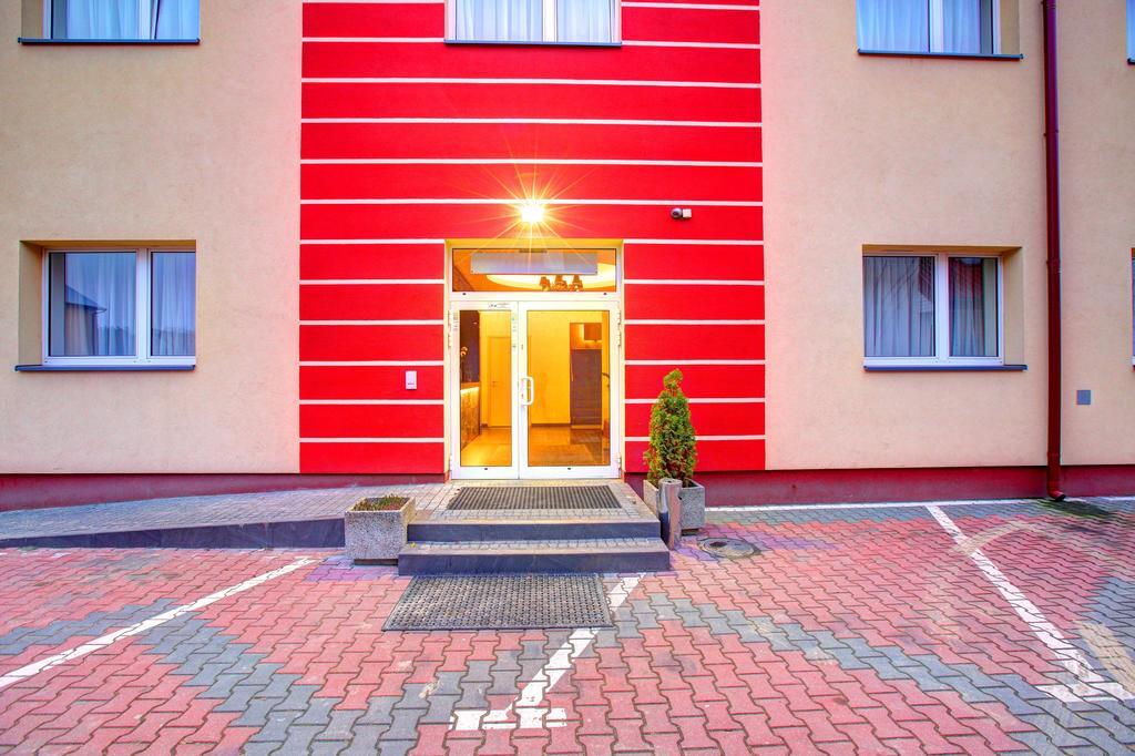Hostel Evotel Zielonka  Exterior photo