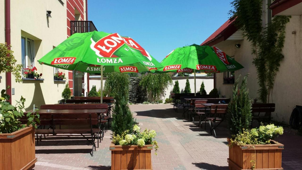 Hostel Evotel Zielonka  Exterior photo